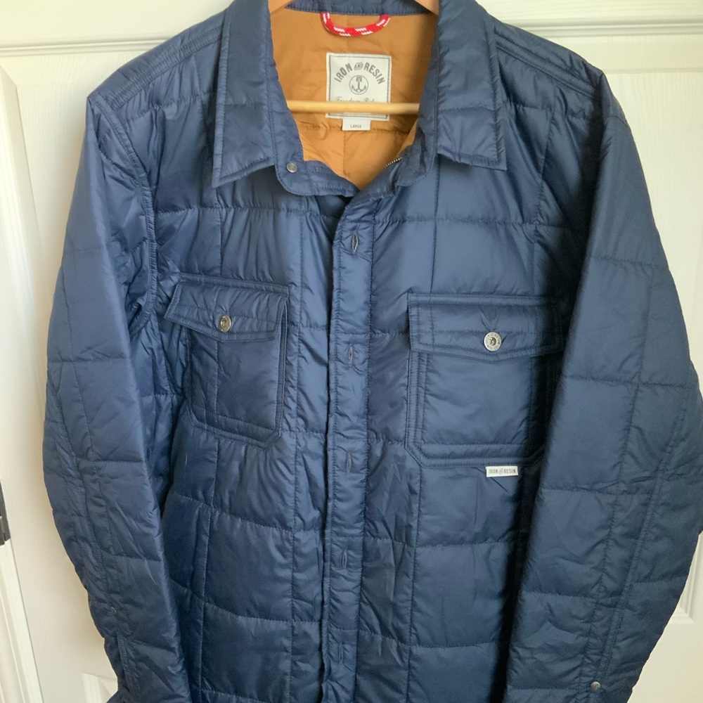 Iron and Resin Used Large Lightweight Puffer